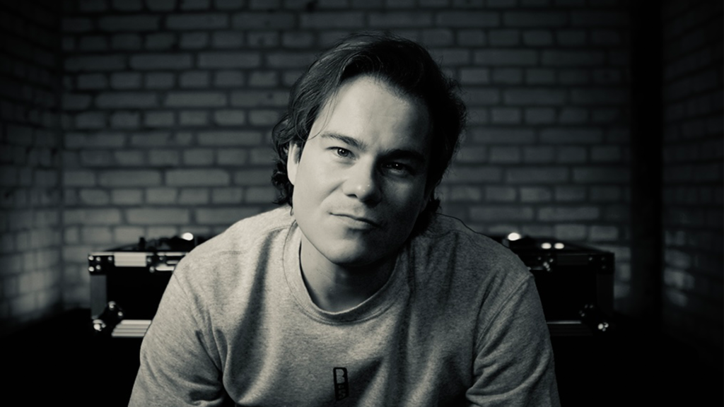 Steve 2day performing live, mixing tech house, hard house, and techno