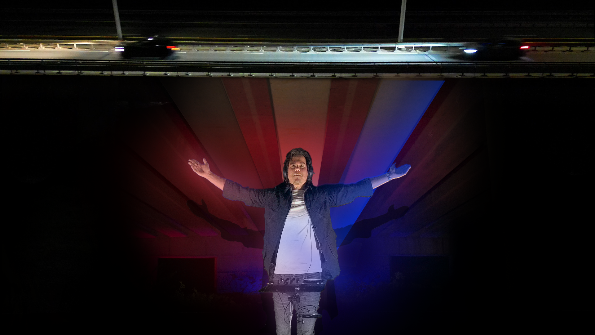 Steve 2day playing dark techno under the Nelson Mandela Bridge